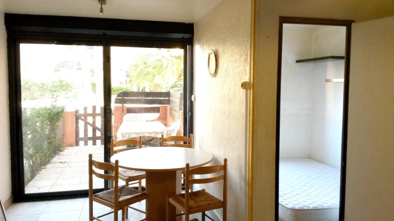 Appartement Charmant A Canet En Roussillon 36 M² Piscine Partagee Esterno foto